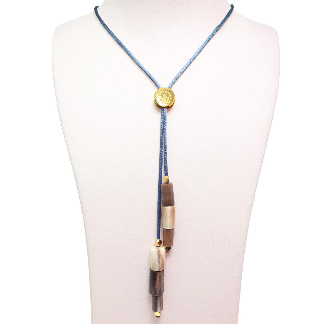 Halskette mit Horn